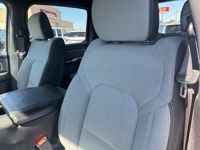 2021 Ram 1500 Big Horn Crew Cab 4x4 5'7" Box