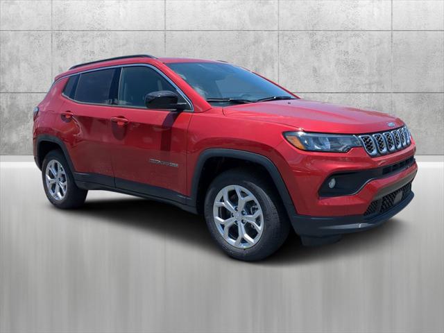 2024 Jeep Compass COMPASS LATITUDE 4X4