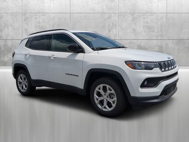 2024 Jeep Compass COMPASS LATITUDE 4X4