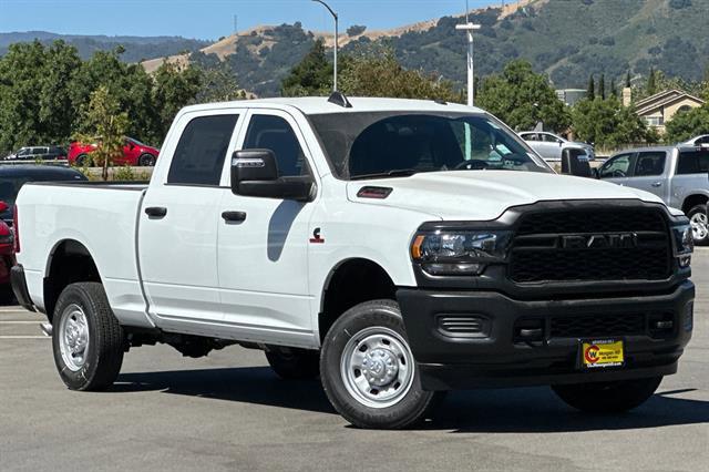 2024 RAM Ram 2500 RAM 2500 TRADESMAN CREW CAB 4X4 64 BOX