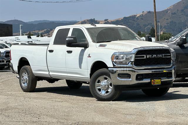 2024 RAM Ram 2500 RAM 2500 TRADESMAN CREW CAB 4X4 8 BOX