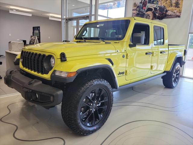 2024 Jeep Gladiator GLADIATOR NIGHTHAWK 4X4