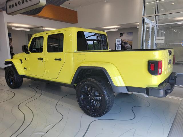 2024 Jeep Gladiator GLADIATOR NIGHTHAWK 4X4