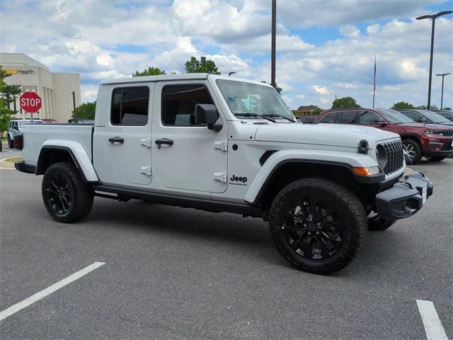 2024 Jeep Gladiator GLADIATOR NIGHTHAWK 4X4