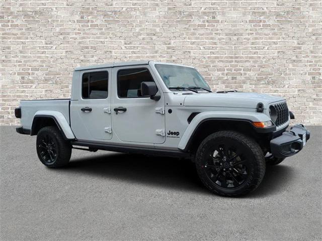 2024 Jeep Gladiator GLADIATOR NIGHTHAWK 4X4