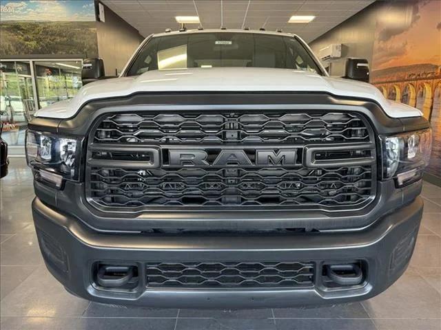 2024 RAM Ram 2500 RAM 2500 TRADESMAN CREW CAB 4X4 64 BOX