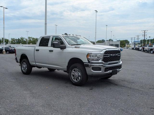 2024 RAM Ram 2500 RAM 2500 TRADESMAN CREW CAB 4X4 64 BOX