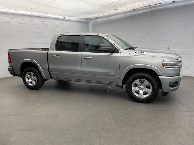 2025 RAM Ram 1500 RAM 1500 BIG HORN CREW CAB 4X2 57 BOX