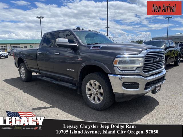 2020 RAM 3500 Laramie Crew Cab 4x4 8 Box