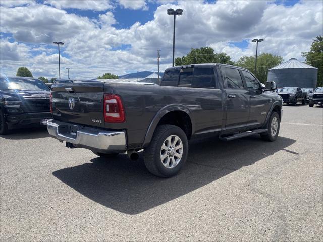 2020 RAM 3500 Laramie Crew Cab 4x4 8 Box