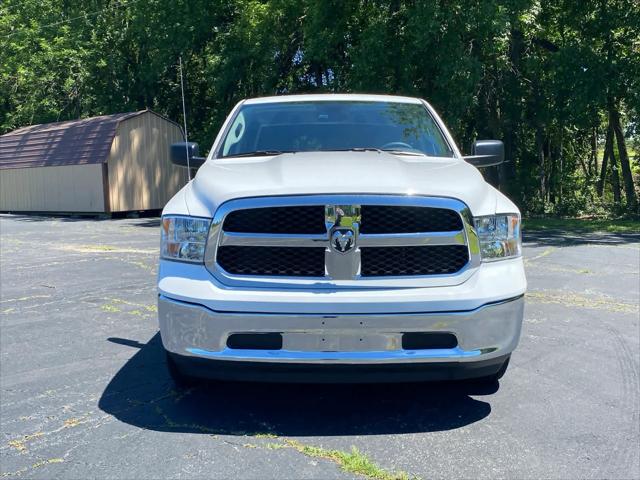 2024 RAM Ram 1500 Classic RAM 1500 CLASSIC TRADESMAN CREW CAB 4X4 57 BOX