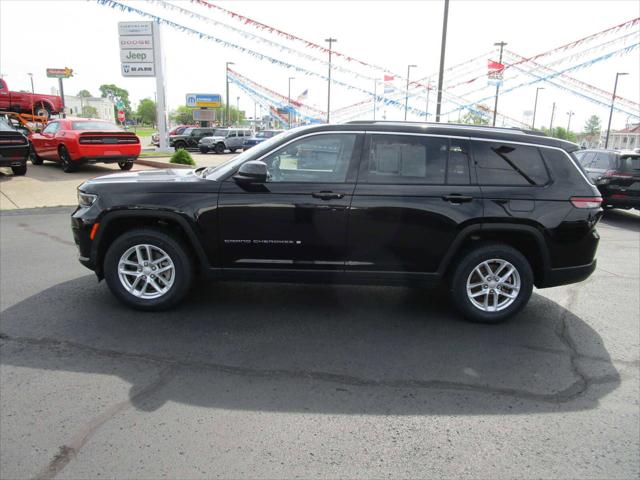2022 Jeep Grand Cherokee L Laredo 4x4