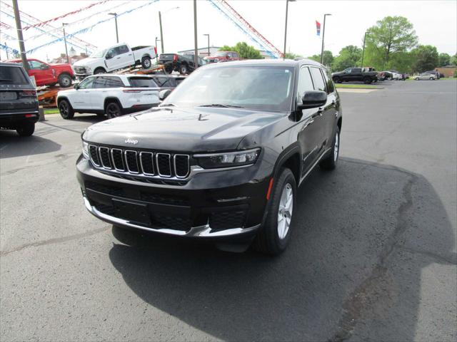 2022 Jeep Grand Cherokee L Laredo 4x4