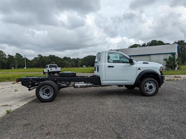 2024 RAM Ram 5500 Chassis Cab RAM 5500 TRADESMAN CHASSIS REGULAR CAB 4X4 84 CA