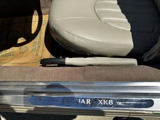 2000 Jaguar XK8 Standard
