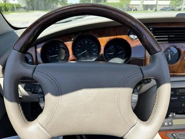 2000 Jaguar XK8 Standard