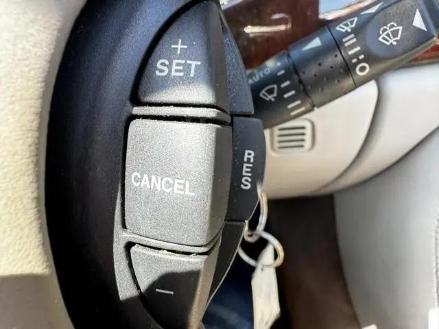 2000 Jaguar XK8 Standard
