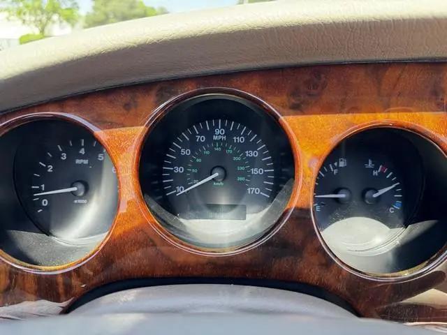 2000 Jaguar XK8 Standard