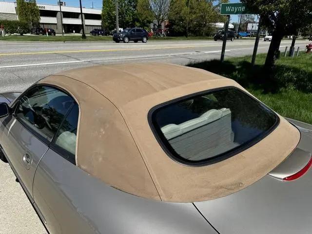 2000 Jaguar XK8 Standard