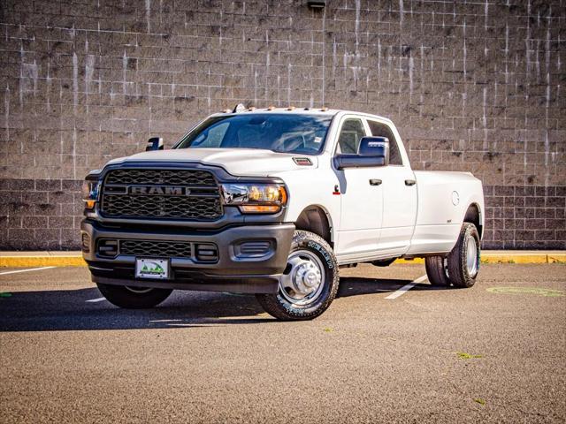 2024 RAM Ram 3500 RAM 3500 TRADESMAN CREW CAB 4X4 8 BOX