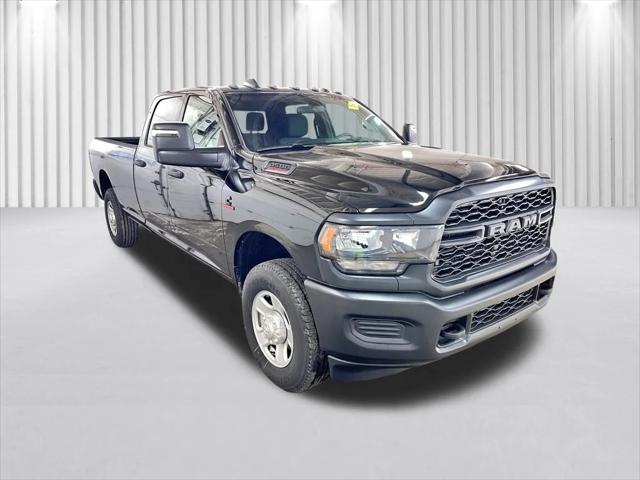 2024 RAM Ram 3500 RAM 3500 TRADESMAN CREW CAB 4X4 8 BOX