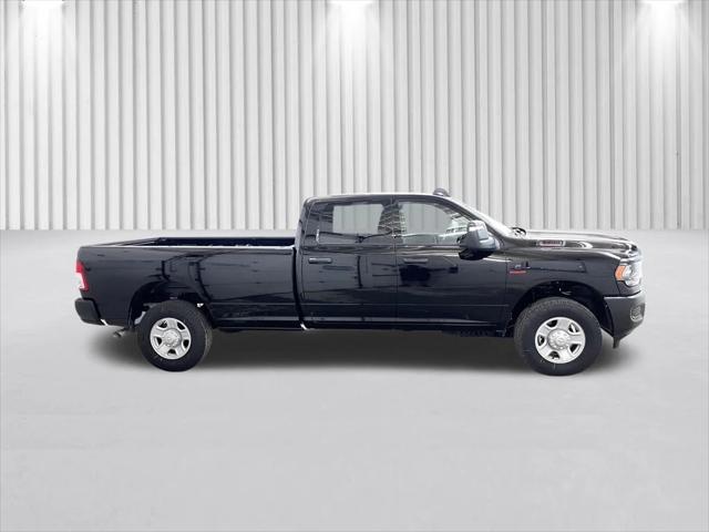 2024 RAM Ram 3500 RAM 3500 TRADESMAN CREW CAB 4X4 8 BOX