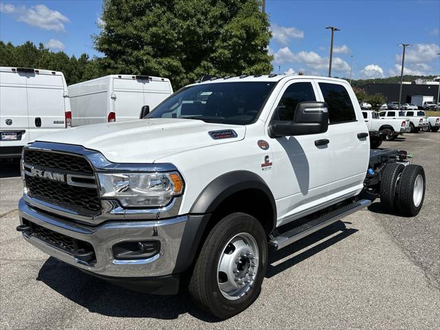 2024 RAM Ram 5500 Chassis Cab RAM 5500 TRADESMAN CHASSIS CREW CAB 4X4 60 CA