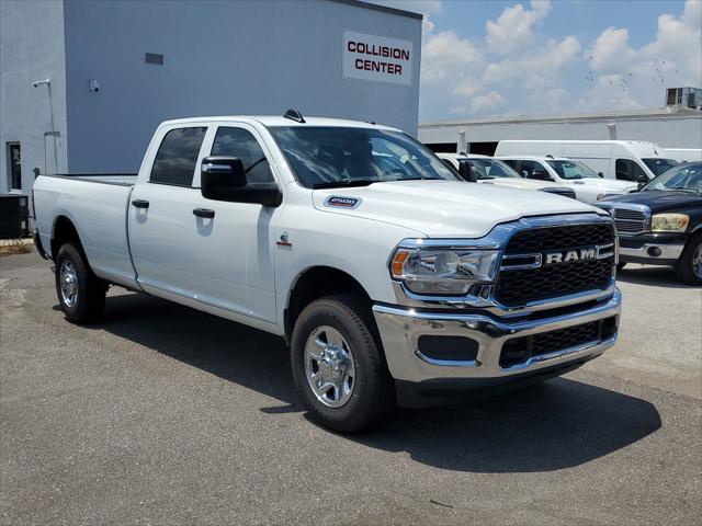 2024 RAM Ram 2500 RAM 2500 TRADESMAN CREW CAB 4X4 8 BOX