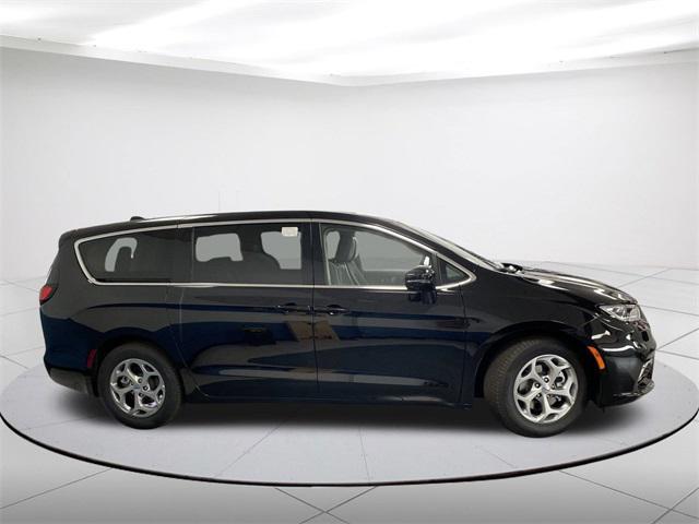 2024 Chrysler Pacifica PACIFICA LIMITED