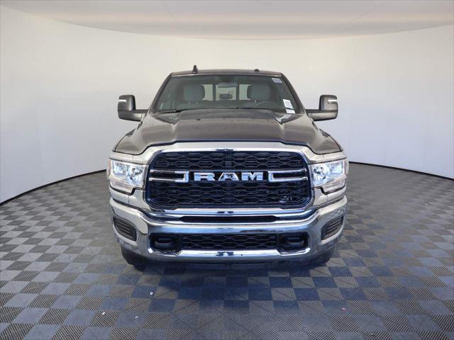 2024 RAM Ram 3500 RAM 3500 TRADESMAN CREW CAB 4X4 64 BOX