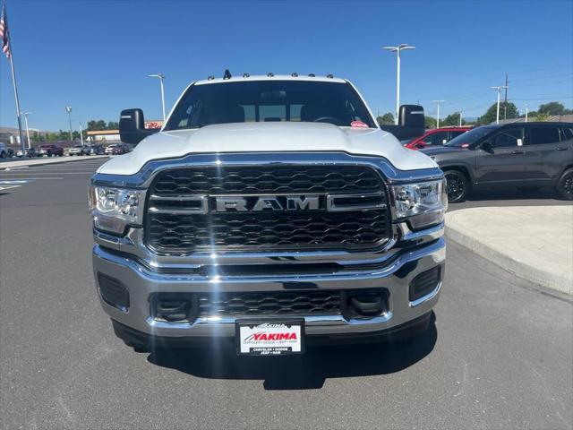 2024 RAM Ram 3500 RAM 3500 TRADESMAN CREW CAB 4X4 8 BOX