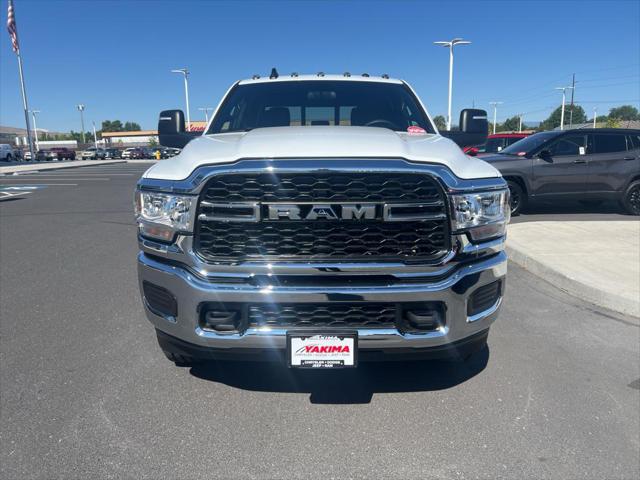 2024 RAM Ram 3500 RAM 3500 TRADESMAN CREW CAB 4X4 8 BOX