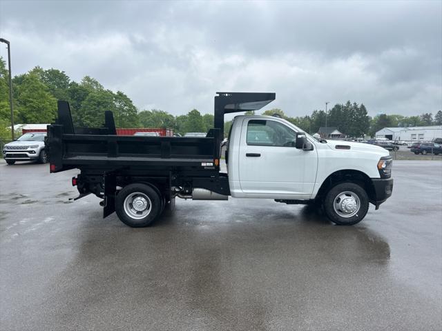 2024 RAM Ram 3500 Chassis Cab RAM 3500 TRADESMAN CHASSIS REGULAR CAB 4X4 60 CA