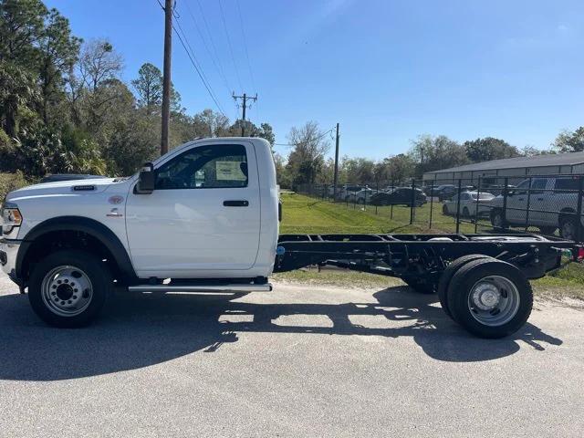 2024 RAM Ram 5500 Chassis Cab RAM 5500 TRADESMAN CHASSIS REGULAR CAB 4X4 84 CA