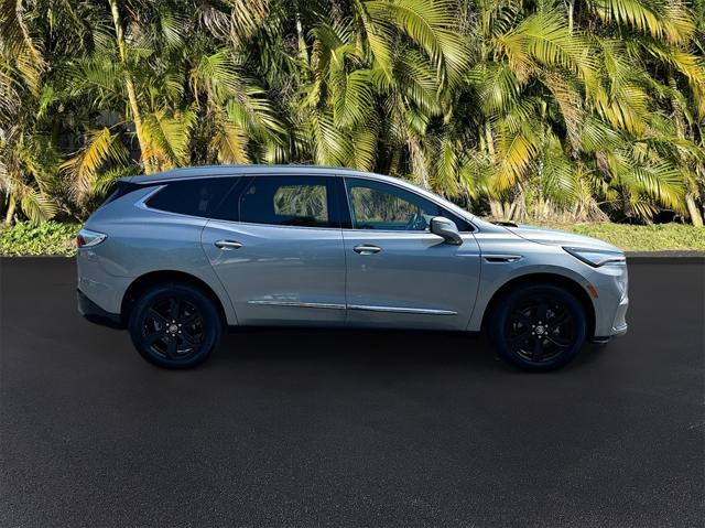2023 Buick Enclave Essence FWD