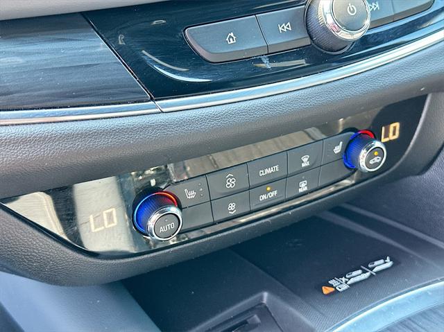 2023 Buick Enclave Essence FWD