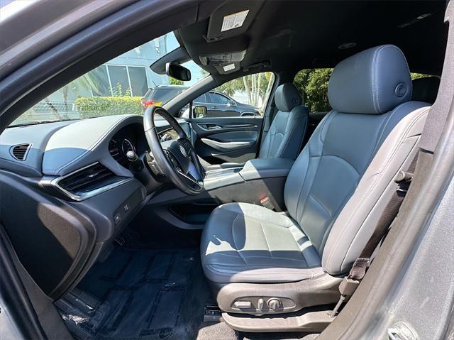 2023 Buick Enclave Essence FWD