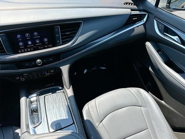 2023 Buick Enclave Essence FWD