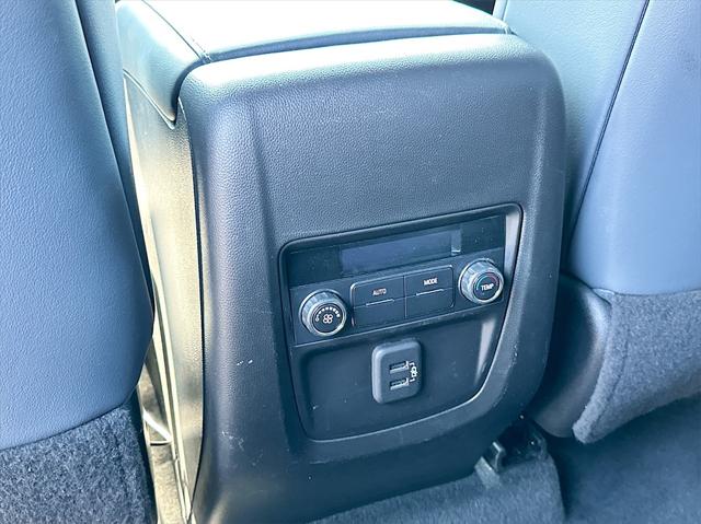 2023 Buick Enclave Essence FWD
