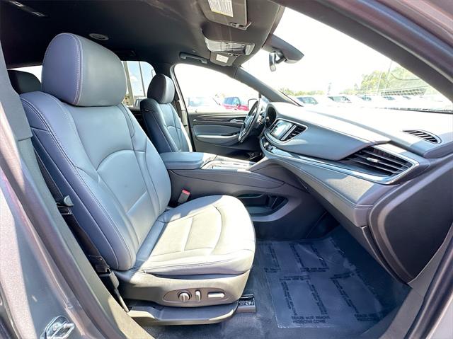 2023 Buick Enclave Essence FWD