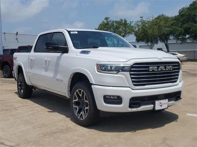 2025 RAM Ram 1500 RAM 1500 LARAMIE CREW CAB 4X4 57 BOX