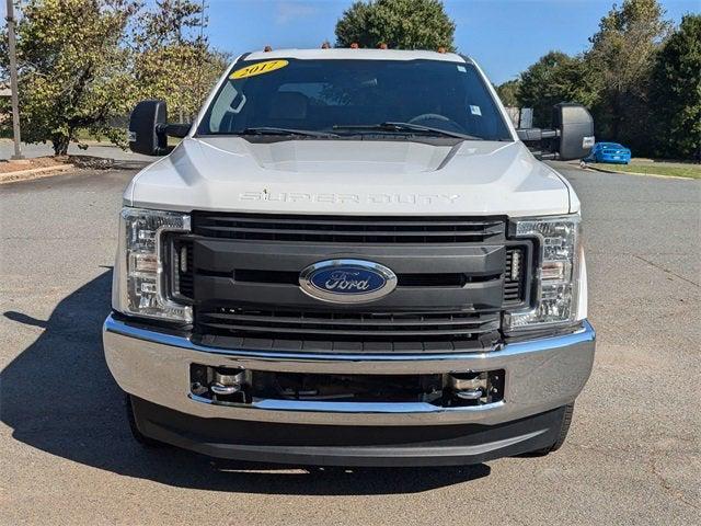 2017 Ford F-350 Chassis XL