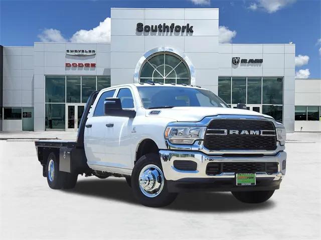 2024 RAM Ram 3500 Chassis Cab RAM 3500 TRADESMAN CREW CAB CHASSIS 4X4 60 CA