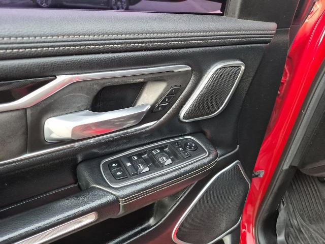 2019 Ram 1500 Laramie Crew Cab 4x4 5'7" Box
