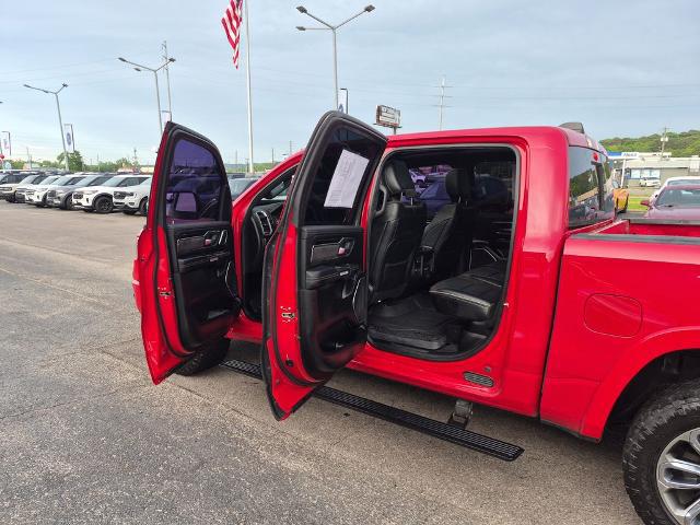 2019 Ram 1500 Laramie Crew Cab 4x4 5'7" Box
