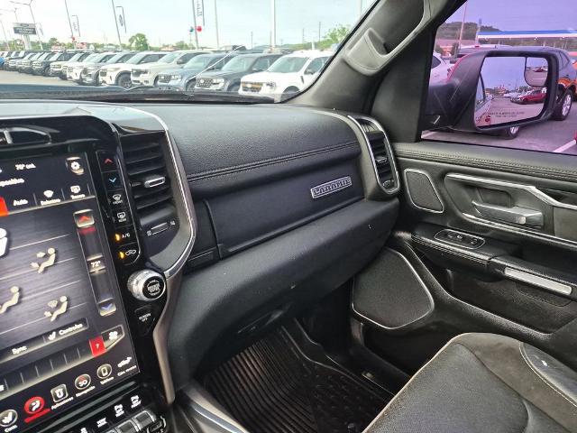 2019 Ram 1500 Laramie Crew Cab 4x4 5'7" Box