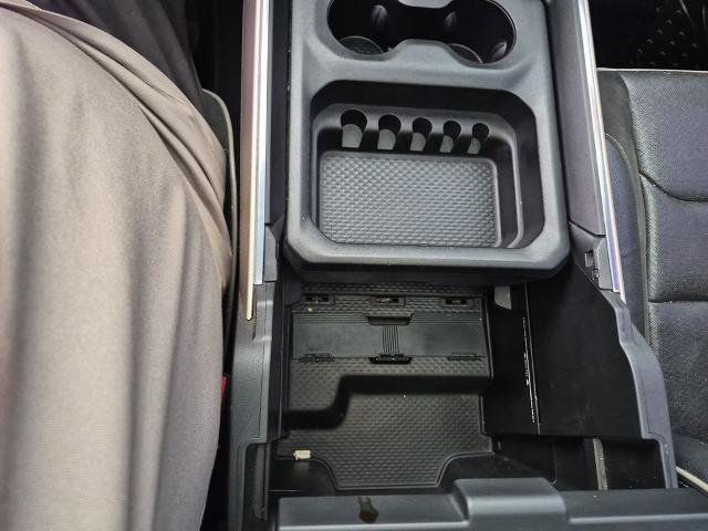 2019 Ram 1500 Laramie Crew Cab 4x4 5'7" Box