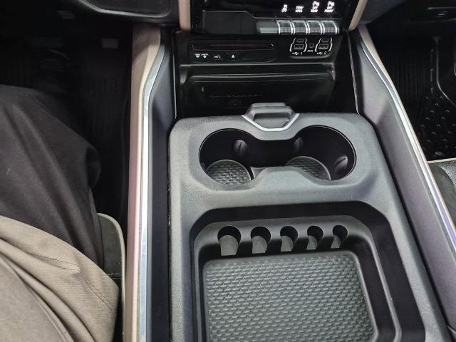 2019 Ram 1500 Laramie Crew Cab 4x4 5'7" Box