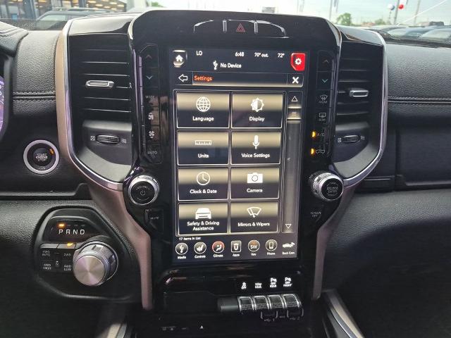 2019 Ram 1500 Laramie Crew Cab 4x4 5'7" Box