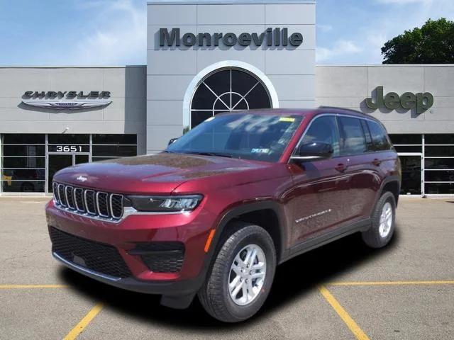 2024 Jeep Grand Cherokee GRAND CHEROKEE LAREDO 4X4